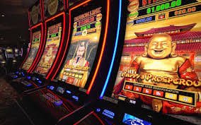 Mahjong Ways slot game interface on mobile